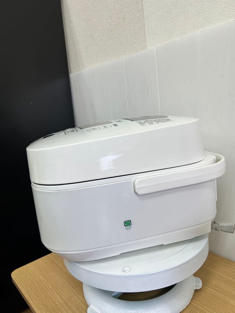 TOSHIBA 圧力IH炊飯器 RC-10VXG 1.0L（5.5合）