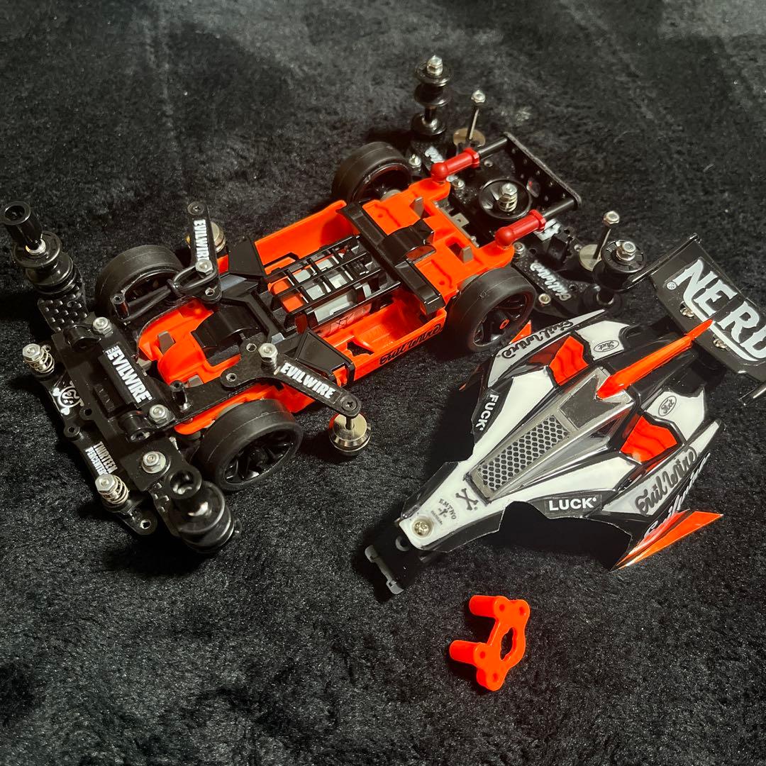 ミニ四駆 ストッククラスマシン アバンテmk2（提灯仕様）EVILWIRE