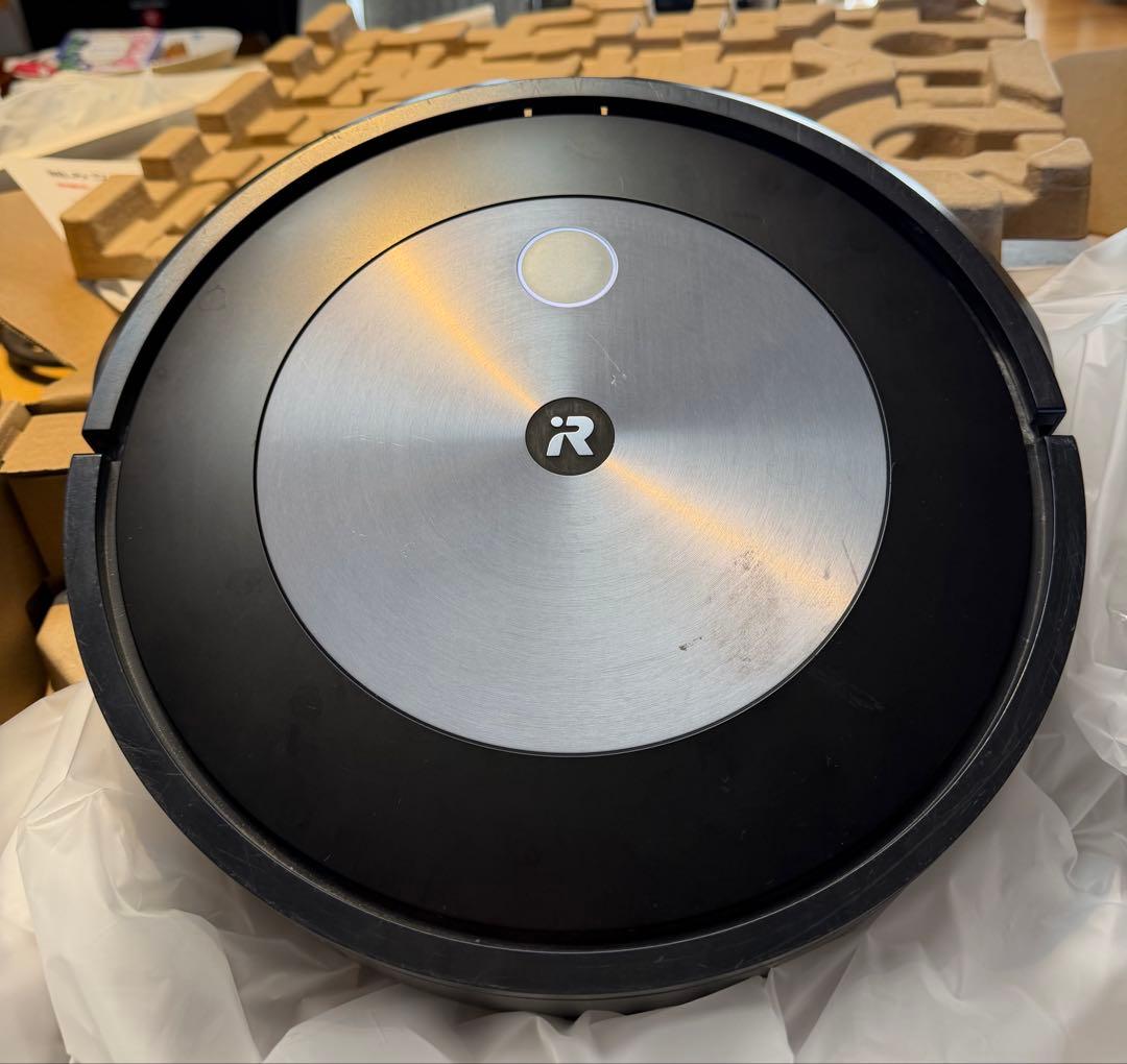 h*u様 ルンバj7 本体とクリーンベース充電ステーション Amazon | 【正規品、純正】クリーンベース充電ステーション ルンバ i