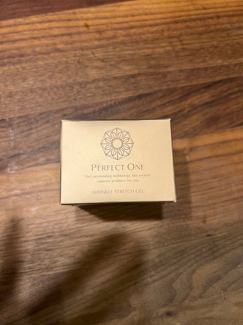 パーフェクトワン 薬用リンクルストレッチジェル 50g - メルカリ