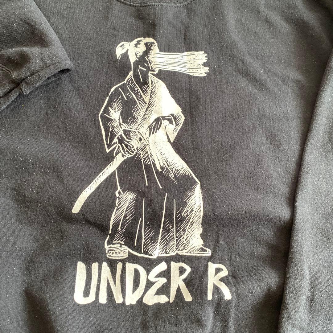 UNDER Rとロンハーマンのコラボレーションによる、武士（スウェットシャツ