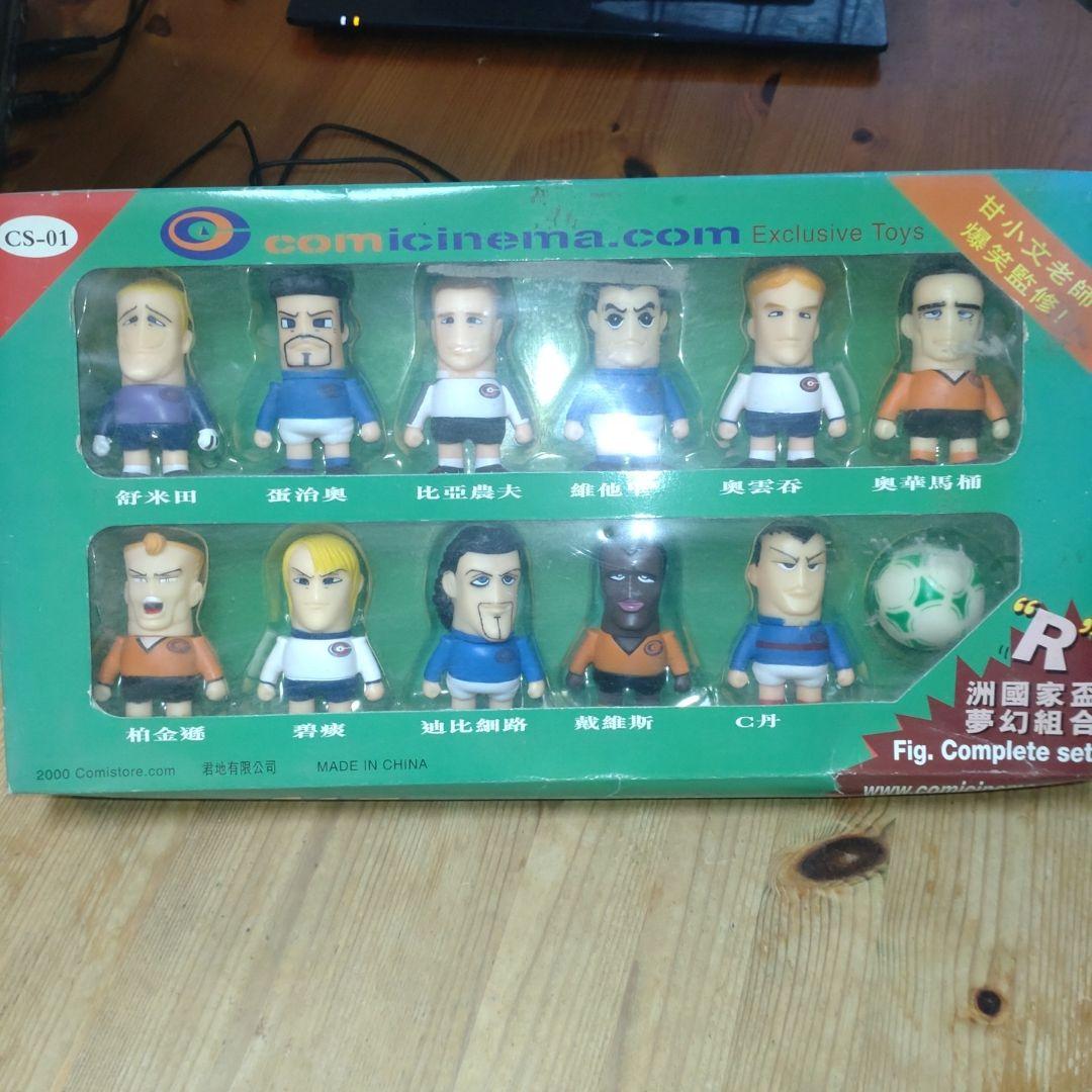 【激レア】サッカーソフビフィギュア11体+ボール セット Amazon.co.jp: [AC]DID 1/12 SF80007 サッカー選手 青チーム 可動