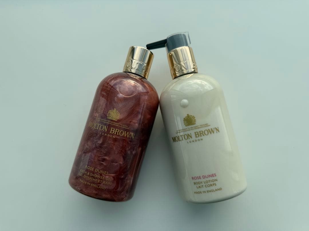 新品⭐️モルトンブラウン♡ シャワージェル＆ボディローション ローズ