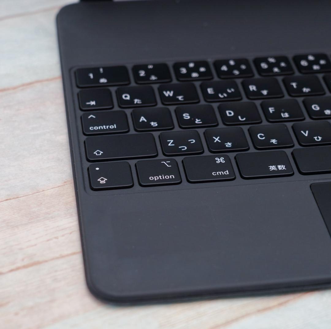 ほぼ未使用】Apple純正 Magic Keyboard 13インチ用 日本語 - メルカリ