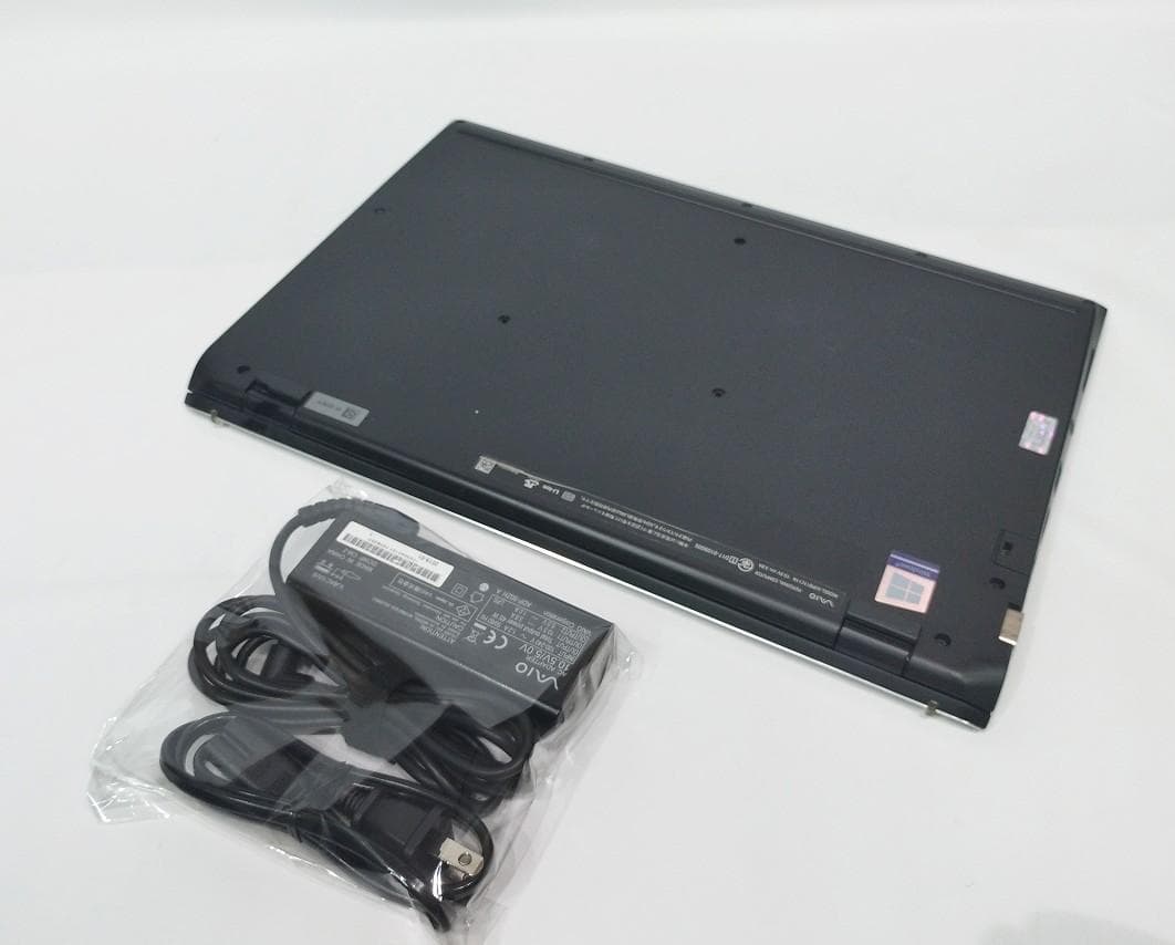 ユーザー名 13.3FHDVJPB11C11N I5 8GB 256GB