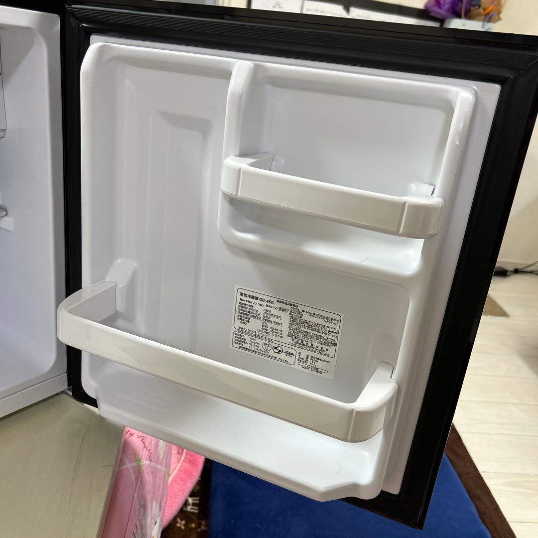 24年式 冷蔵庫 ほぼ新品 吉井電気製 一人暮らし 小型
