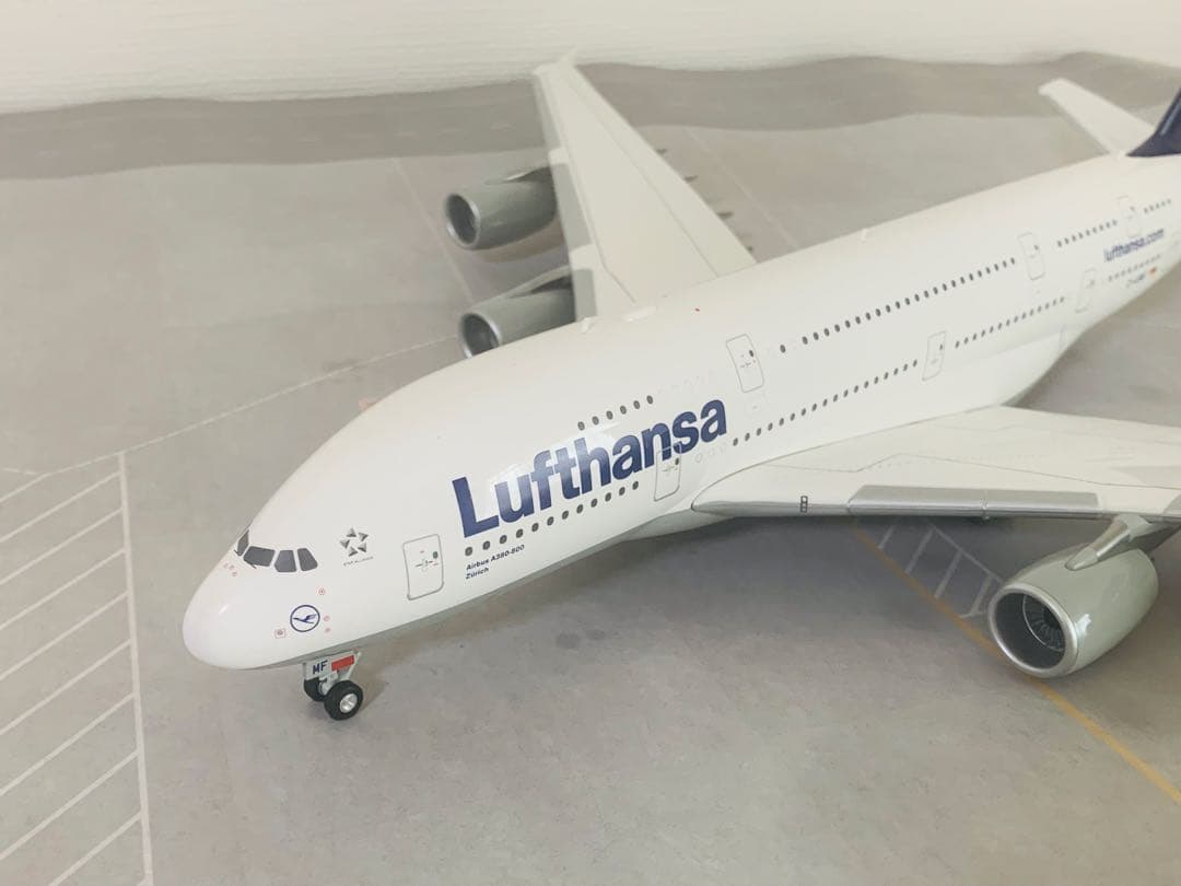 ヘルパ製1／200ルフトハンザ航空A380機完成品モデル