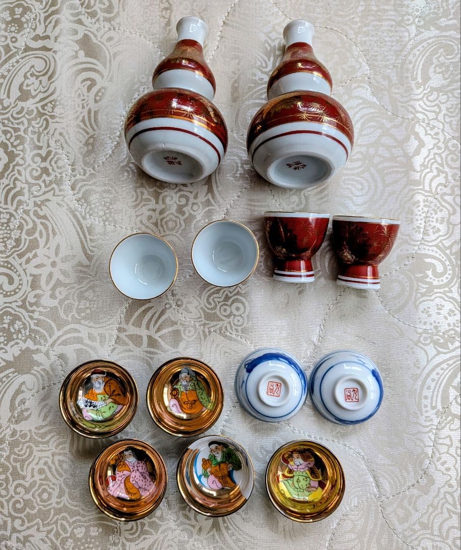 豪華セット】九谷焼 七福神 盃 7客 ＆ 洋山 赤絵金彩 酒器（徳利・猪口