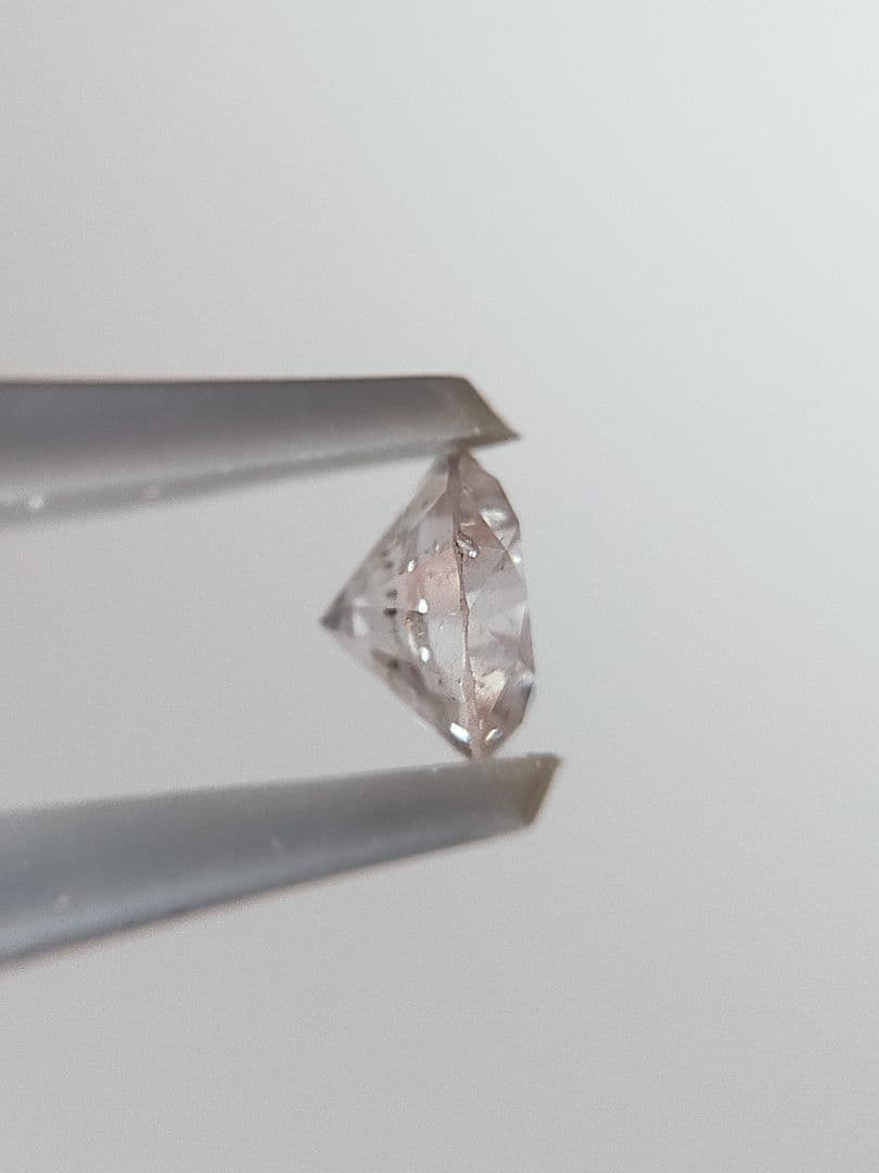専用 天然ダイヤモンド ルース 0.585ct J I1 FAIR