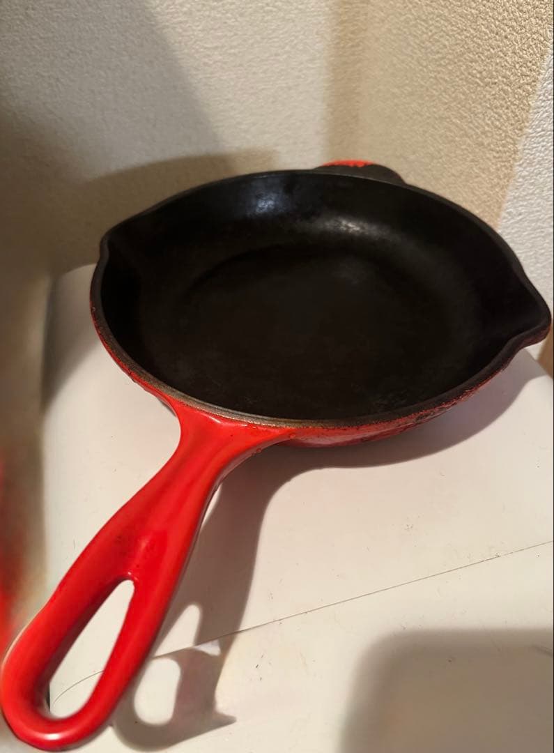 ル・クルーゼ】スキレット チェリーレッド - メルカリ