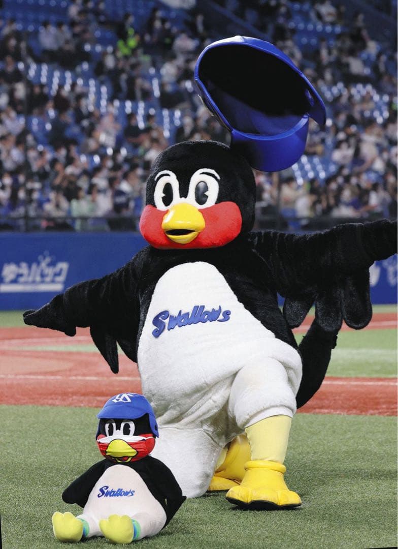 つば九郎 つば九郎 抱っこぬいぐるみ 特大 ヤクルト スワローズ - メルカリ