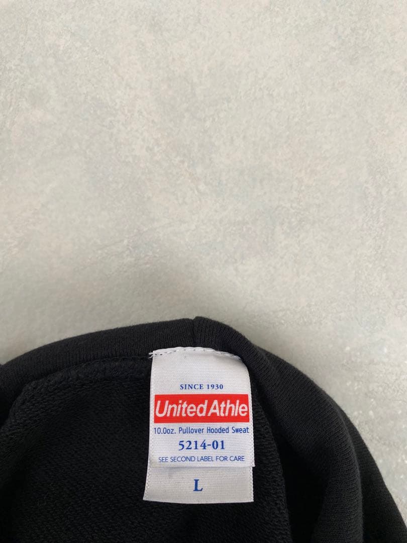 BENI CINEMATIC パーカー サイズL 安良城紅 永遠 もう二度と… - メルカリ