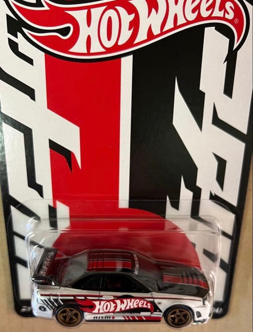 ホットウィール 2025コンベンションカー スカイライン GT-R R34 右向