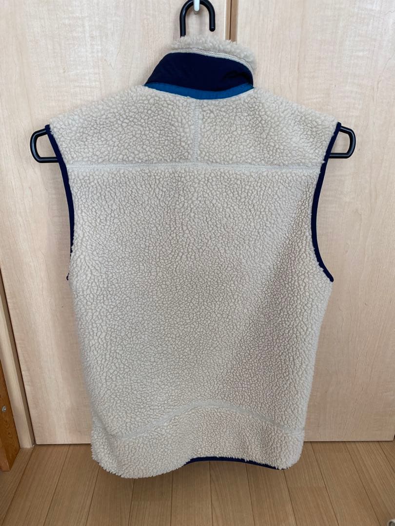 patagonia フリースベスト Sサイズ アイボリー/ネイビー