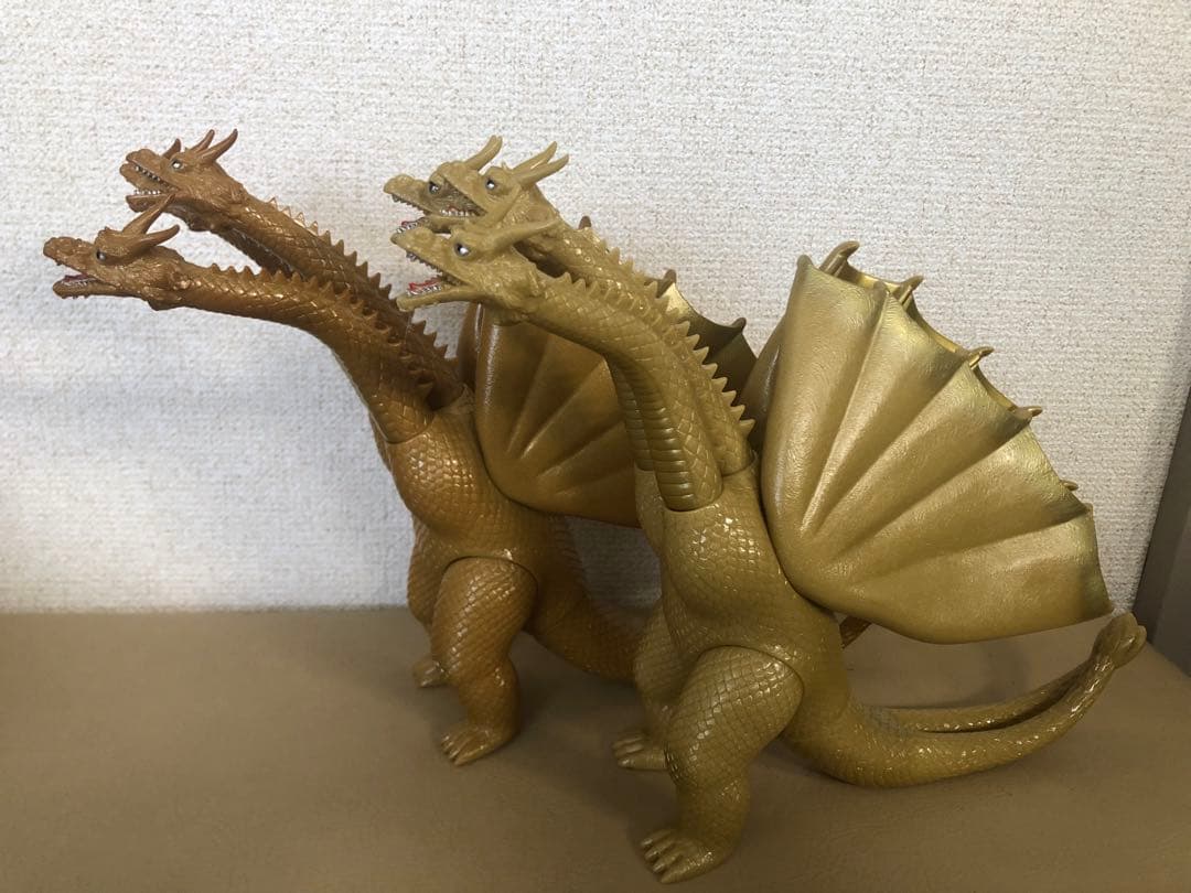 キングギドラ フィギュア⭐️レア色違い⭐️貴重な2本つの⭐️歴代怪獣