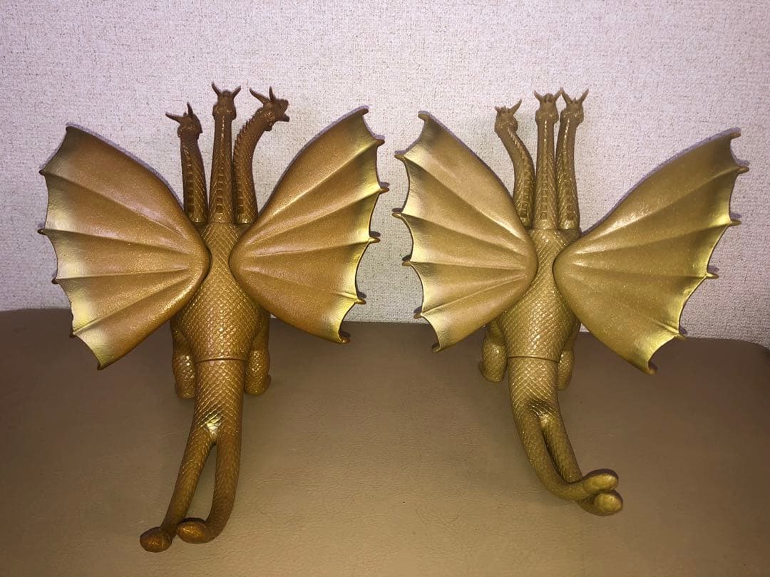 キングギドラ フィギュア⭐️レア色違い⭐️貴重な2本つの⭐️歴代怪獣