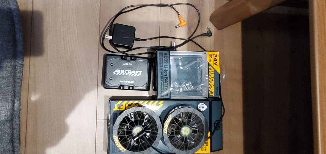 バートル24V 空調服用ファン！迷彩、デッキーズ空調服２着 2025年モデル バートル エアークラフト サイドファンベストセット