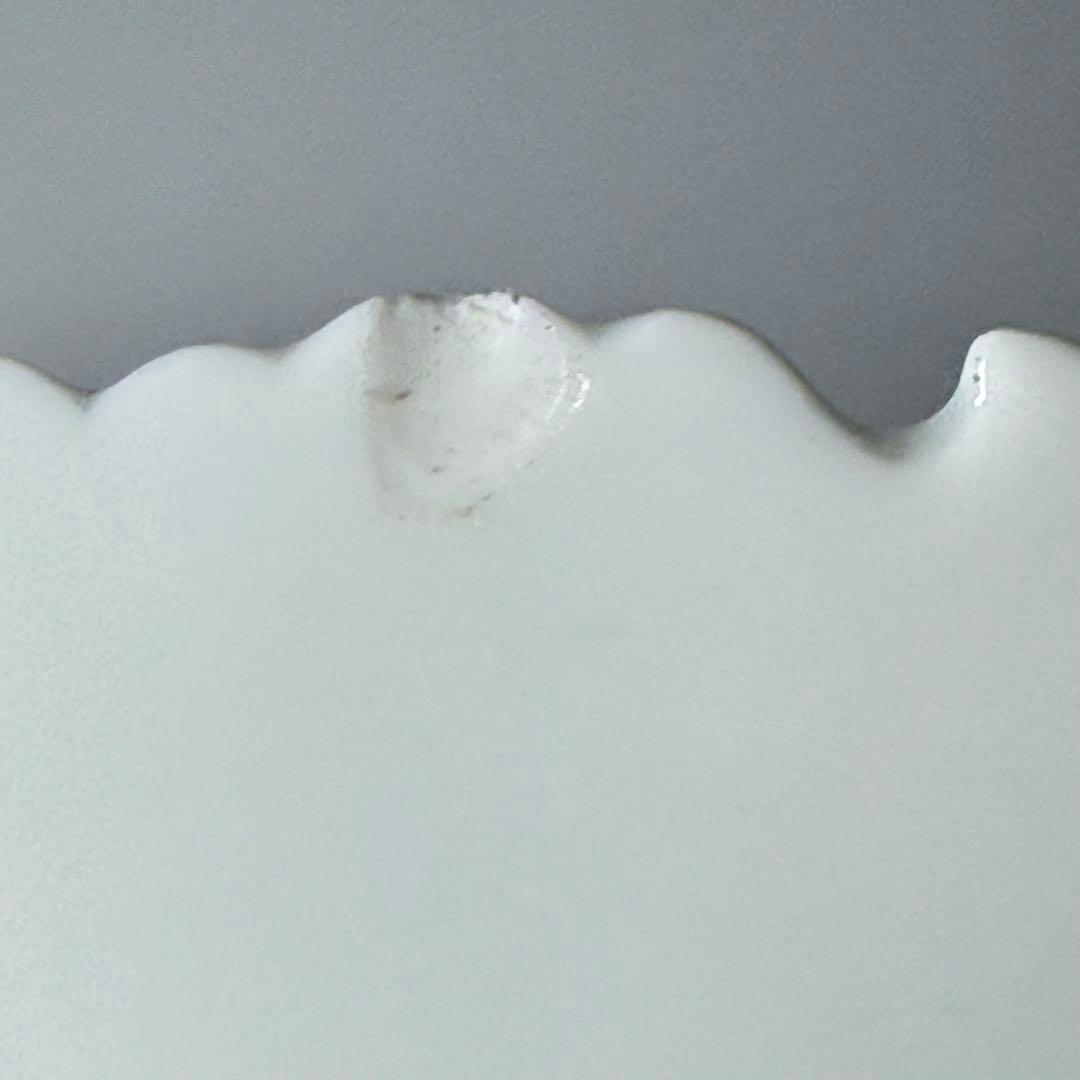 後期鍋島 染付蝶文牡丹形皿 1830-1870 「将軍家への献上鍋島」