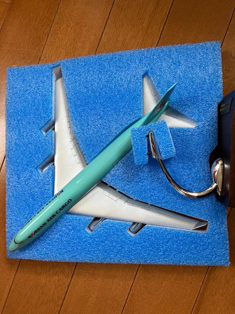 大韓航空 KOREAN AIR CARGO B747-400F 貨物機 模型 T - メルカリ