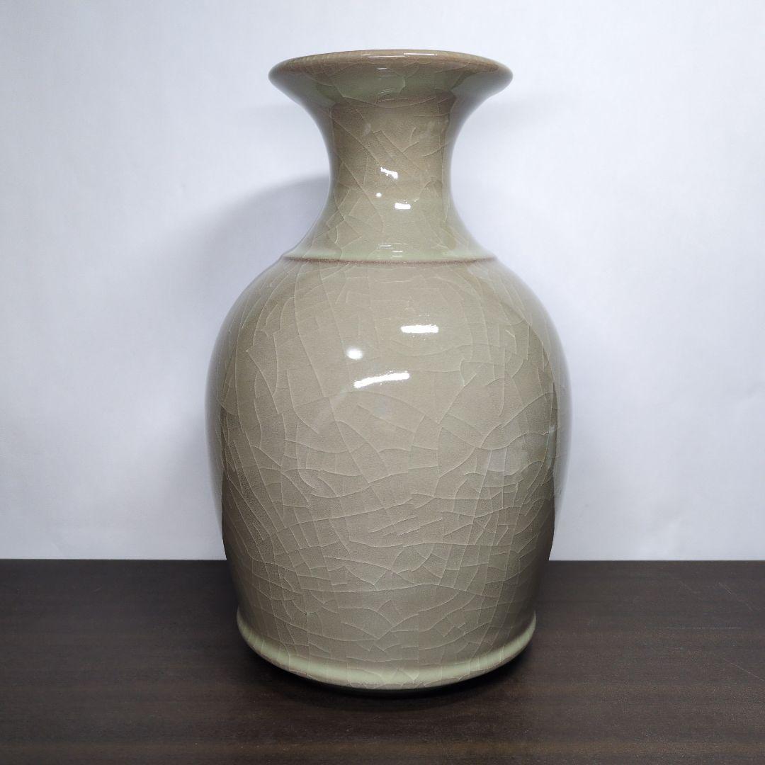 人間国宝 中島宏 造 青瓷 花瓶 高さ約34cm 人間国宝 中島宏 造 青瓷 花瓶 高さ約34cm 人間国宝 中島宏 造