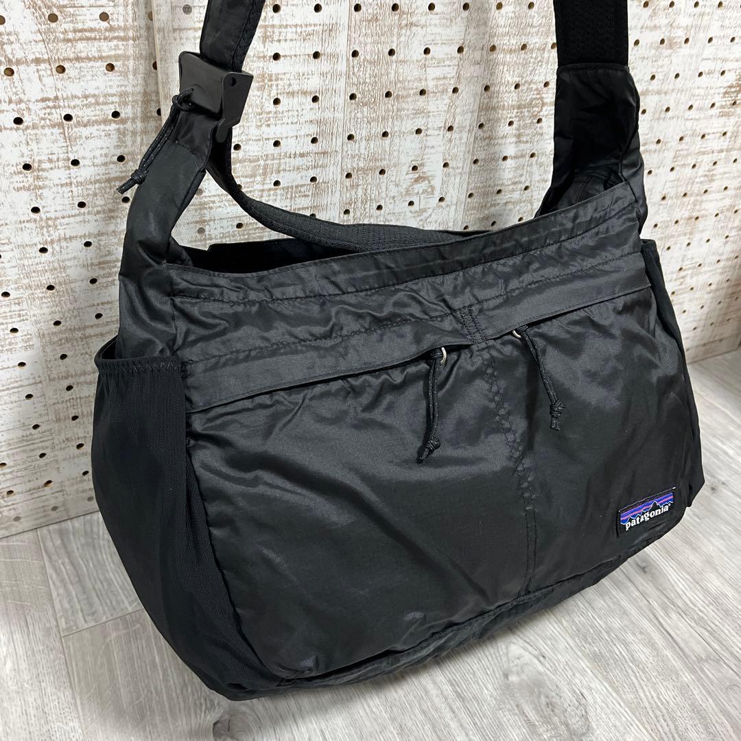 パタゴニア ライトウェイトトラベルクーリエ ショルダーバッグ - メルカリ