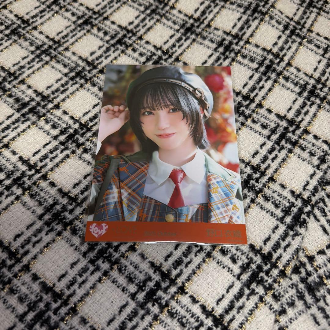 LOVE 野口衣織 生写真 ラブソングに襲われる歌唱衣装② ヨリ - メルカリ