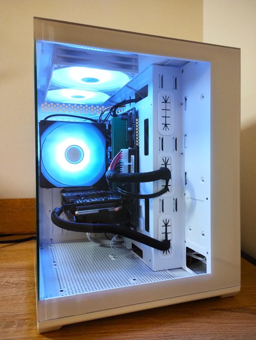 ゲーミングPC/Core i5 8400/RX570/メモリ8G/LCDクーラー - メルカリ