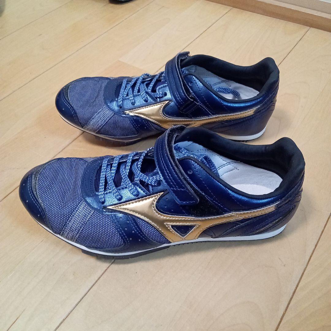 Mizuno 走幅跳用スパイクシューズ ネイビー/ゴールド