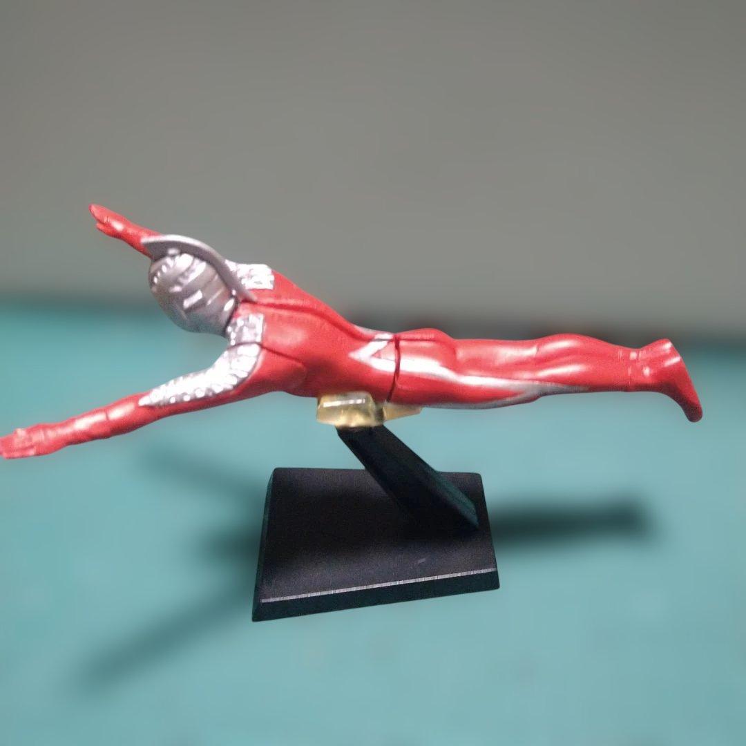 HG ウルトラマン ウルトラマン 飛行ポーズ ウルトラセブン 飛行ポーズ