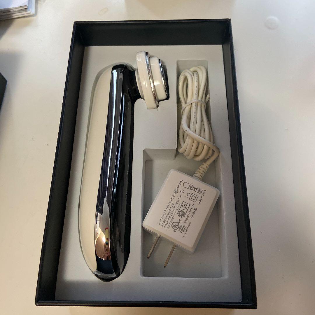 エステ美顔器 超値下げしました！  8888円！