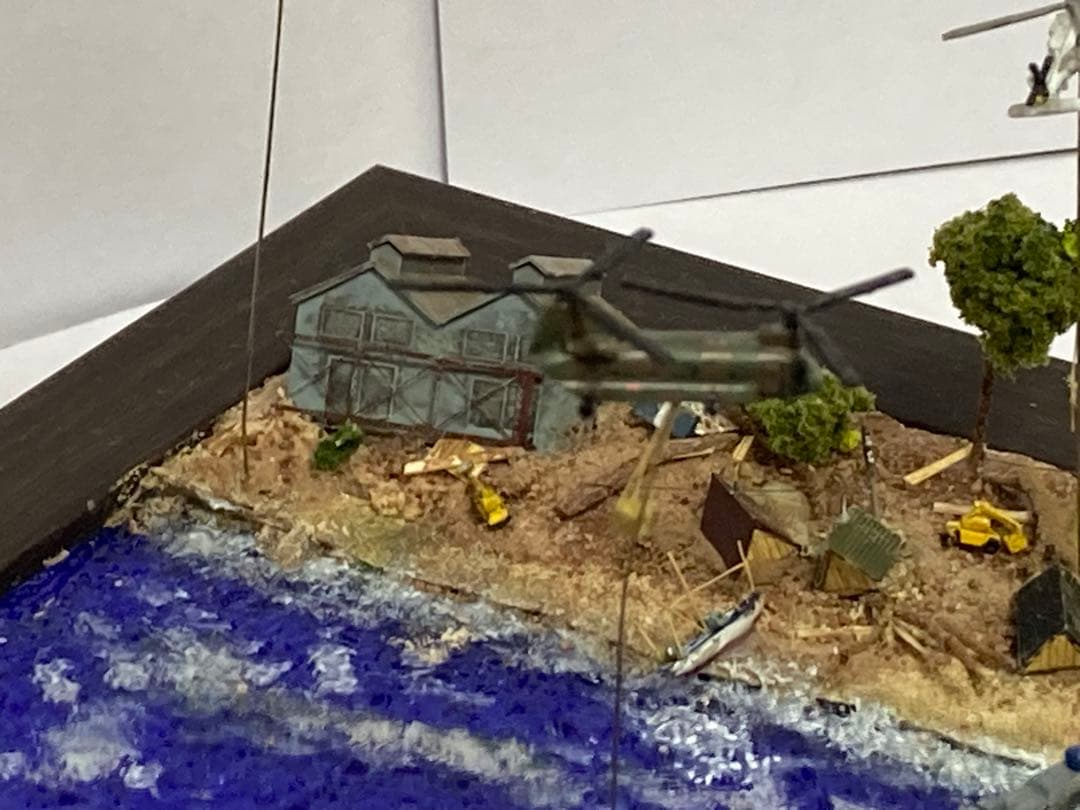 海上自衛隊 ジオラマ完成品 【絆の記憶 災害派遣】 1/700 艦船モデル