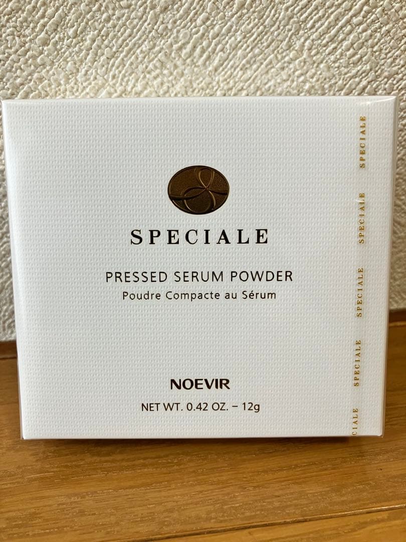 ノエビア スペチアーレ 薬用プレストパウダーセラム（パフ・専用袋付