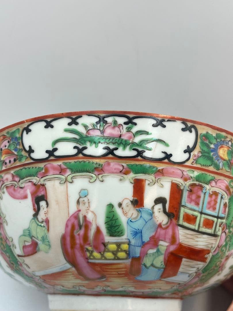 中国古美術 清時代 広彩 人物文 椀 開光人物 草花文 五彩 人物