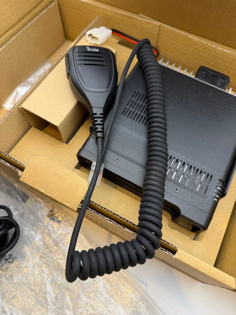 アイコムID-4100D 50w モービル無線機 D-STAR - メルカリ