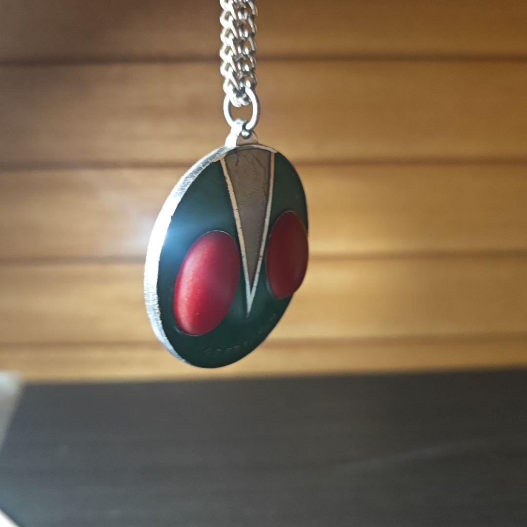 当時物 少年仮面ライダー隊 ペンダント 昭和 レトロ 希少 - メルカリ