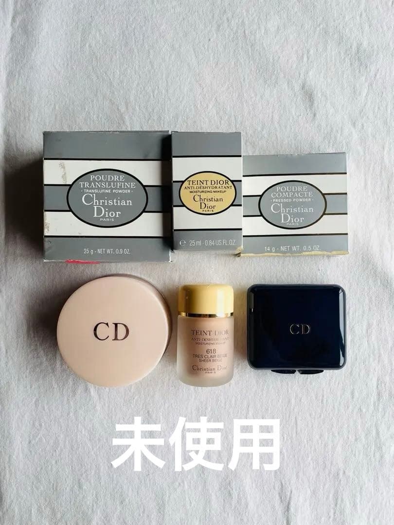 ディオール フェイスパウダー リキッドファンデーションプードゥルコンパクト ディオール / ディオールスキン フォーエヴァー コンパクト ナチュラル