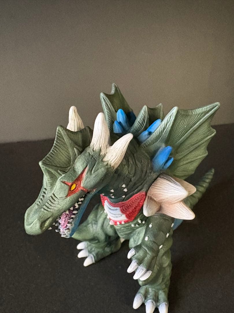 ウルトラ怪獣ソフビ ガイリュウガ リペイント完成品 - メルカリ