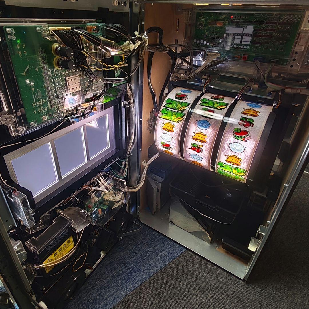 SANKYO マクロスフロンティア2 5号機 完動品 - メルカリ