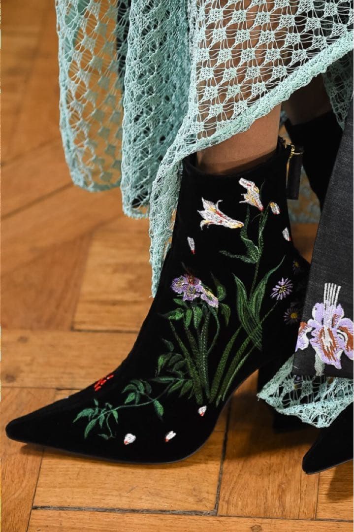 mamekurogouchi /2018-2019AW/ 刺繍ベルベットブーツ