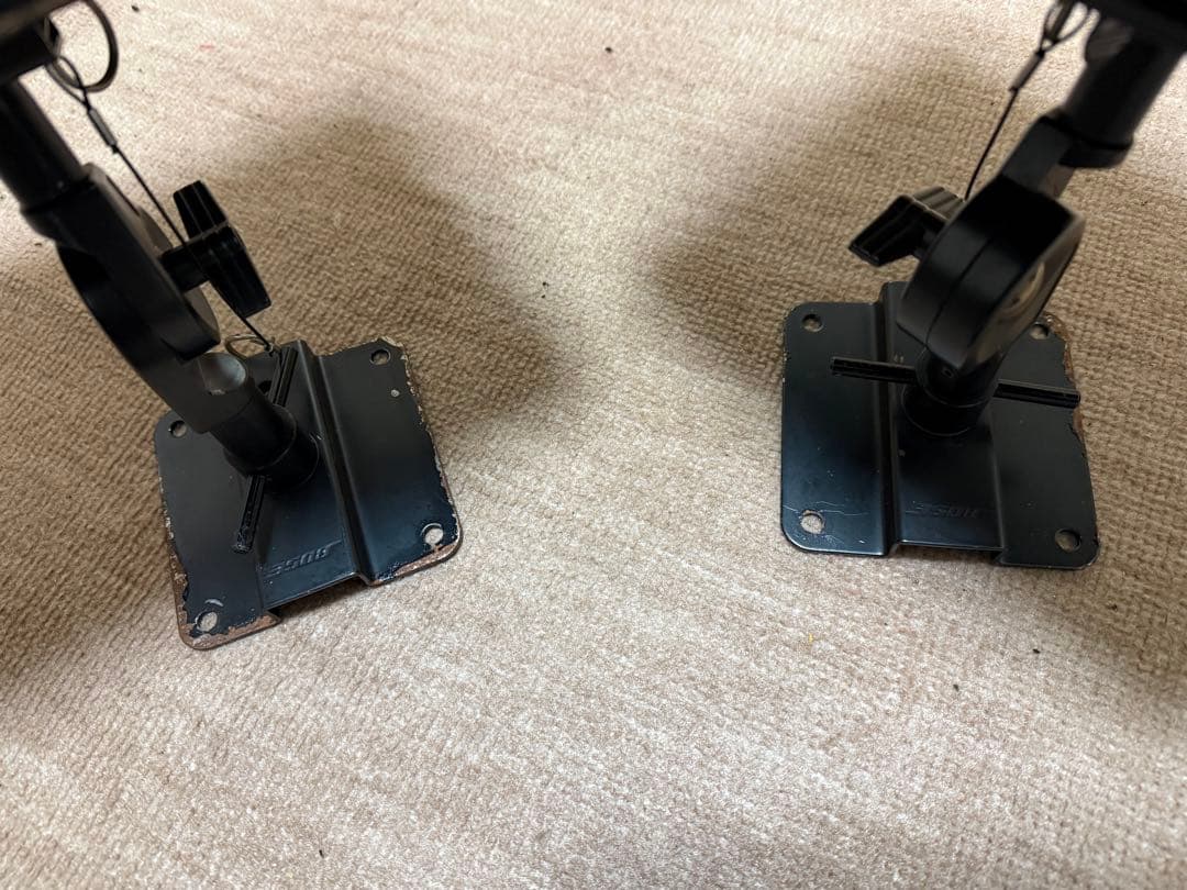 BOSE 壁掛けスピーカー ブラック 101MM BOSE製の壁掛けスピーカー