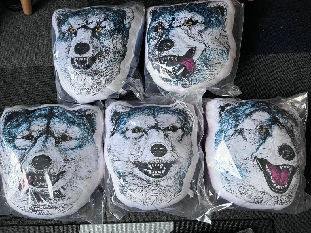 MAN WITH A MISSION 一番くじ クッションコンプリートセット