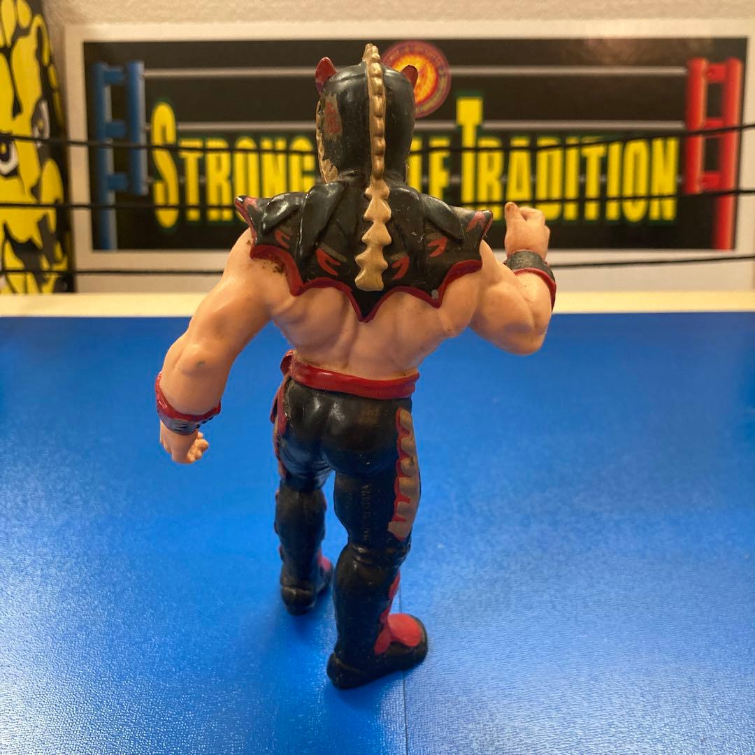 ウルティモ・ドラゴン　CMLL フィギュア