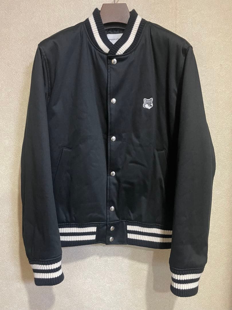 MAISON KITSUNE メゾンキツネ スタジャン メンズ Sサイズ 中古・古着通販】MAISON KITSUNE (メゾンキツネ) スタジャン レッド
