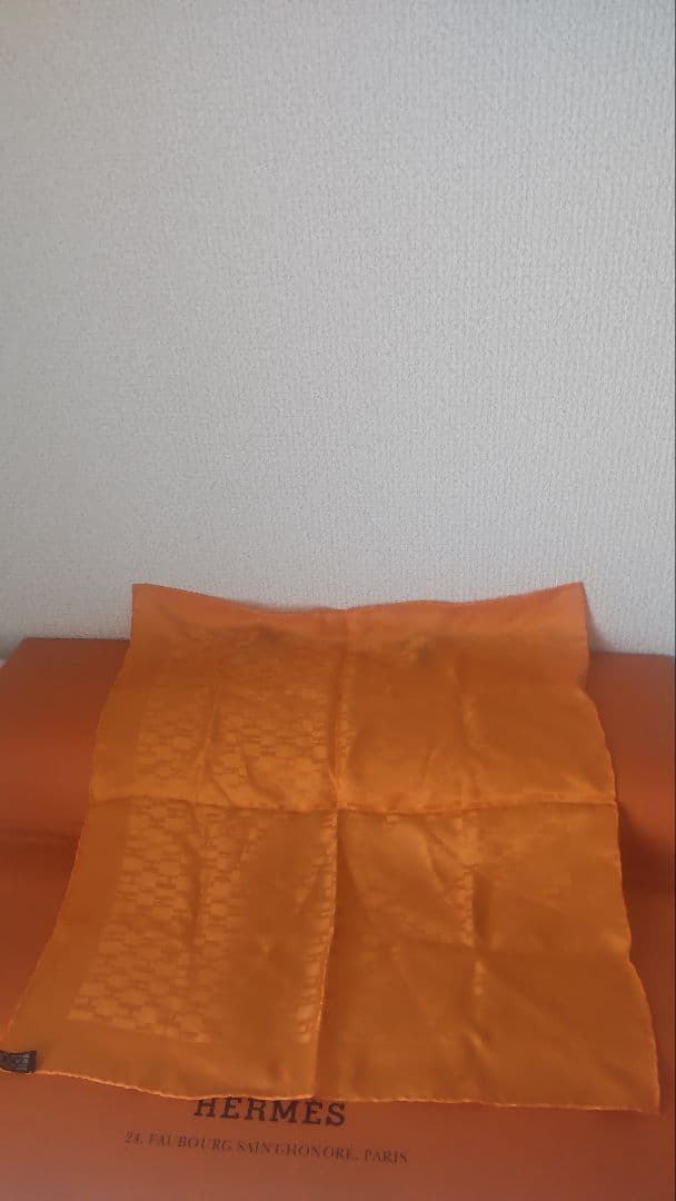 極美品】エルメス グランH スカーフ ハンカチーフ オレンジ シルク100％