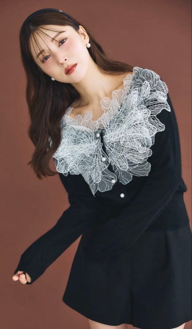 poláura ポローラ レースフリルカーディガン ブラック タグ付き - メルカリ