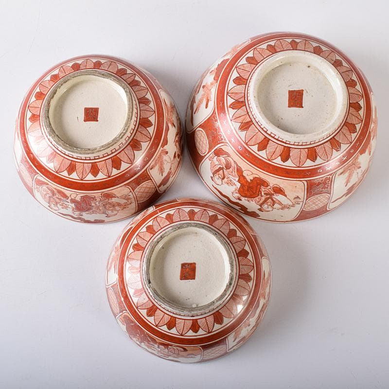 九谷焼 古九谷 赤絵金彩 窓絵 人物花鳥文 三ッ組鉢 時代箱付 U R8370