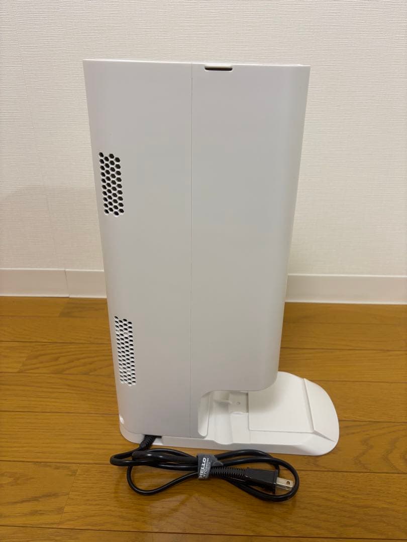 柚*猫様 【美品!!】Panasonic 充電式掃除機 MC-NS10K 202 - メルカリ