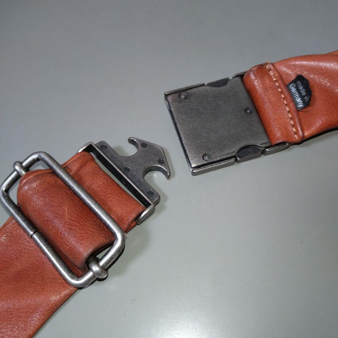 美品trippen] Snakebelt L ( タン）トリッペン ボディバッグ