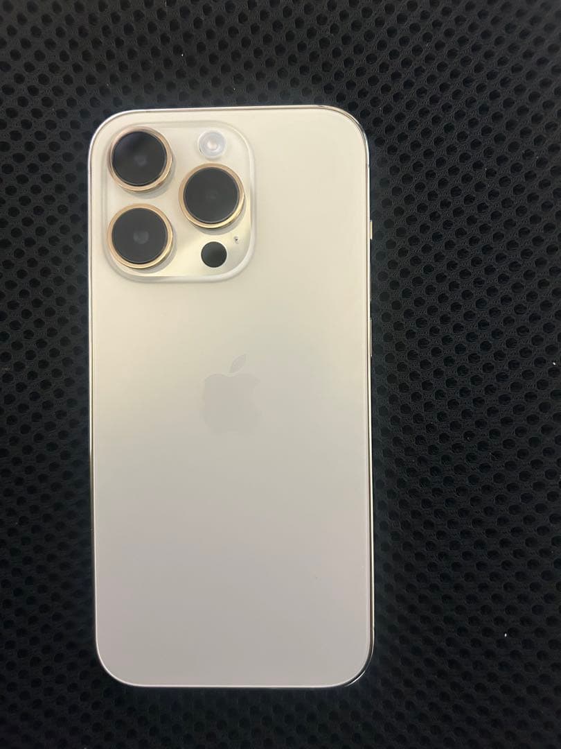 Apple iPhone 14 Pro 256ギガ シルバー 本体 eSIM Amazon.com: Apple iPhone 14 Pro, 256GB, Silver - Unlocked (Renewed