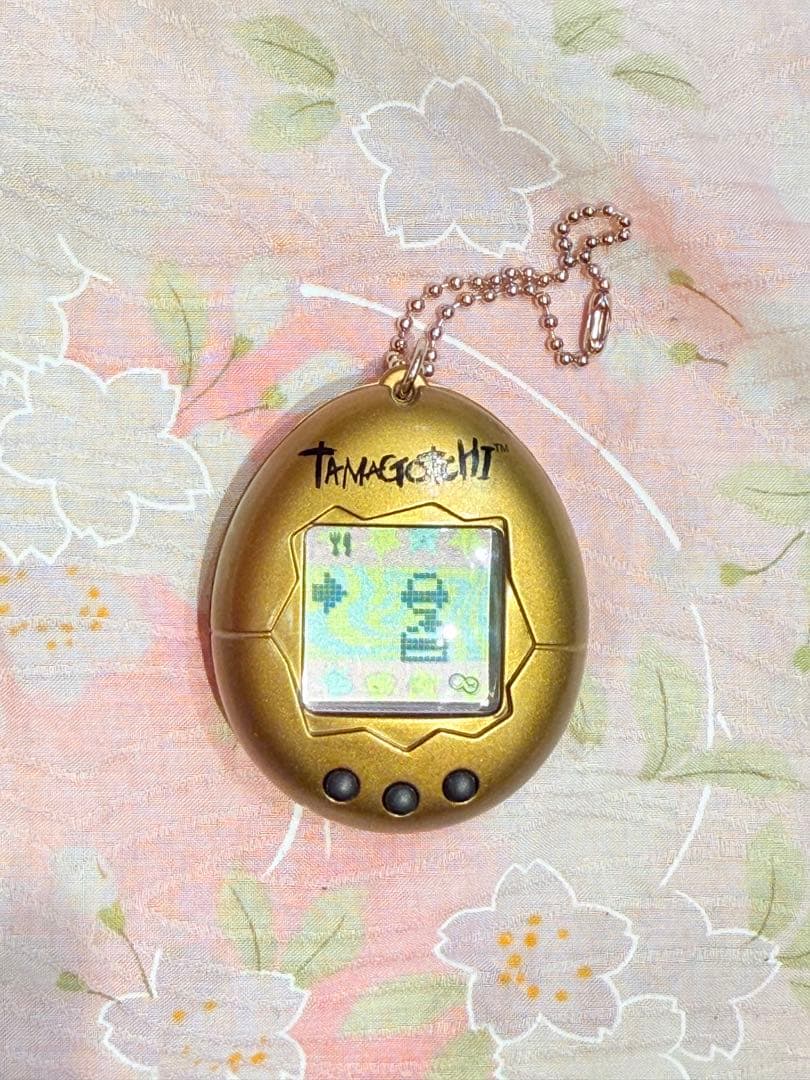 【動作確認済】ヨーロッパ版たまごっち　金 GEN2 Tamagotchi ⭐︎たまごっち⭐︎ Gen2 ⭐︎Yellow ⭐︎ - メルカリ